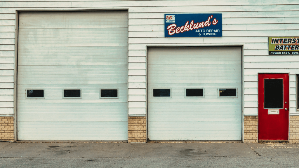 How to Choose the Perfect Overhead Door for Your Business